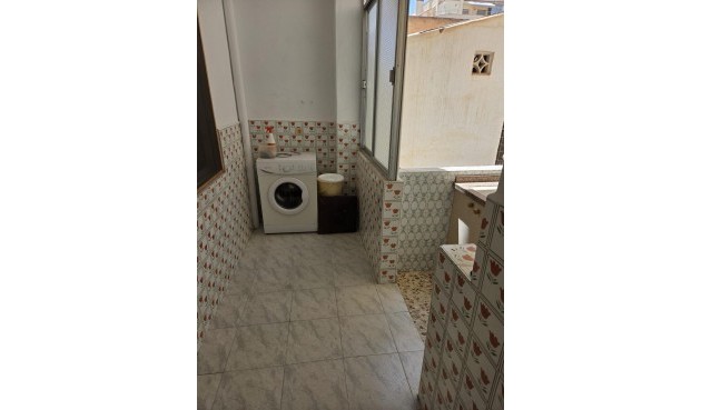 Brukt - Apartment -
Torrevieja - Las Piscinas Naturales