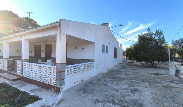 Resale - Villa -
Yecla - Inland