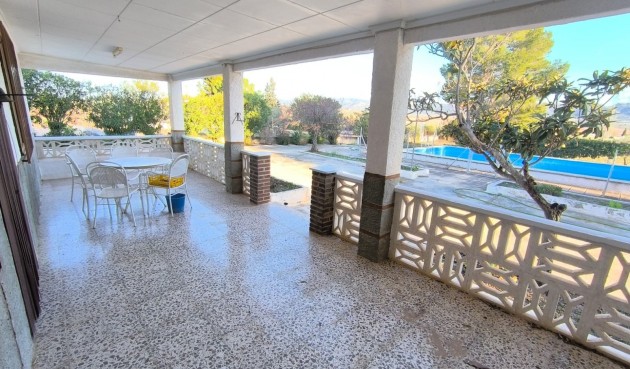 Resale - Villa -
Yecla - Inland