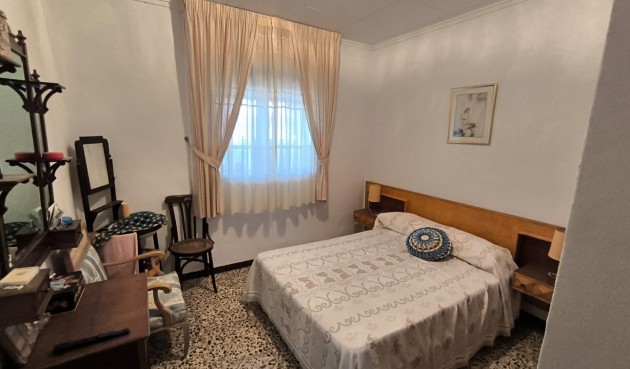 Resale - Villa -
Yecla - Inland