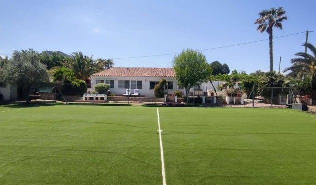 Resale - Villa -
Sax - Inland