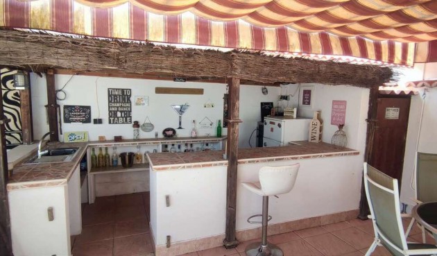 Resale - Villa -
Sax - Inland