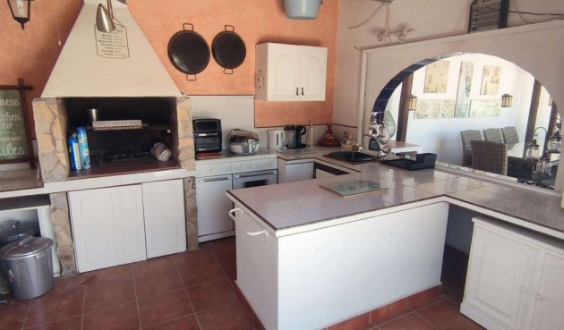 Resale - Villa -
Sax - Inland