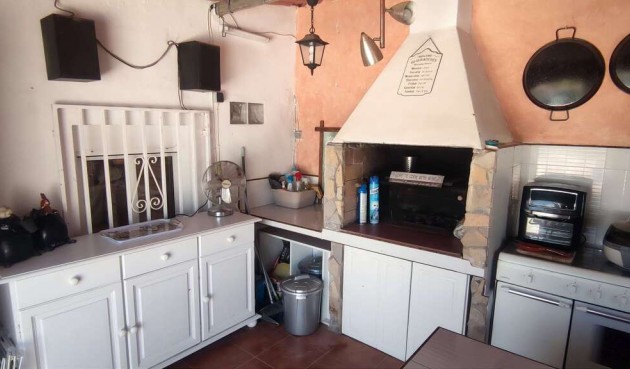 Resale - Villa -
Sax - Inland