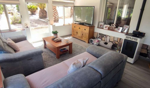 Resale - Villa -
Sax - Inland