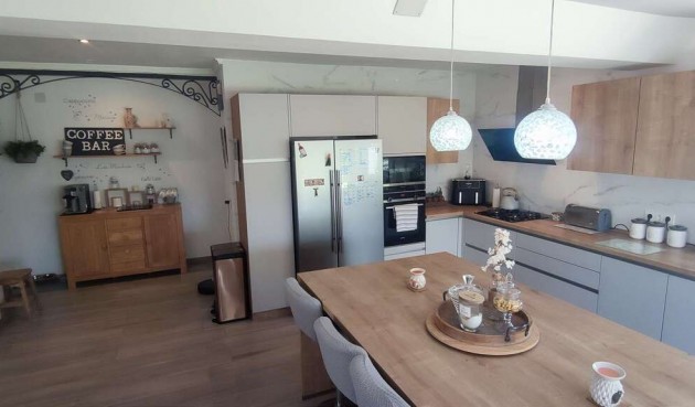 Resale - Villa -
Sax - Inland