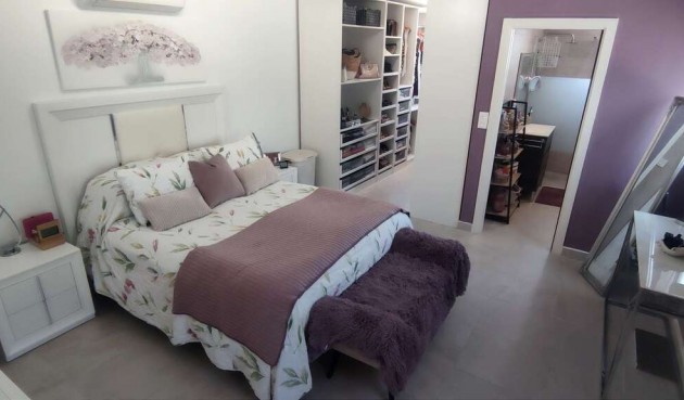 Resale - Villa -
Sax - Inland