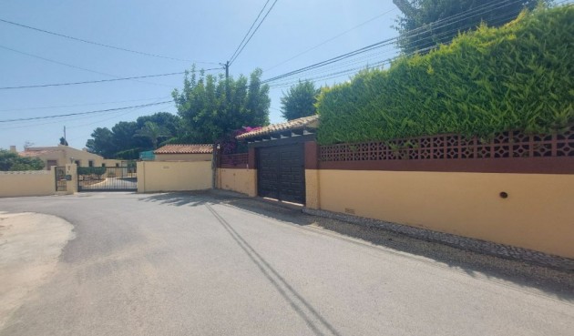 Resale - Villa -
Albir - Costa Blanca