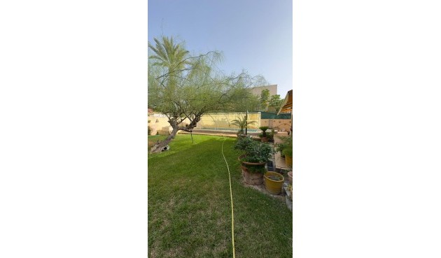 Resale - Villa -
Orihuela Costa - Punta Prima