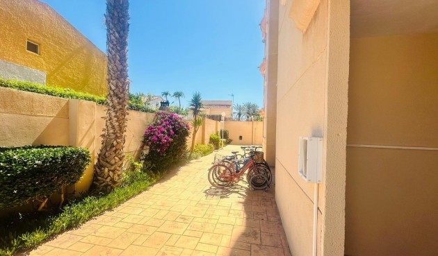 Reventa - Apartment -
Torrevieja - Nueva Torrevieja