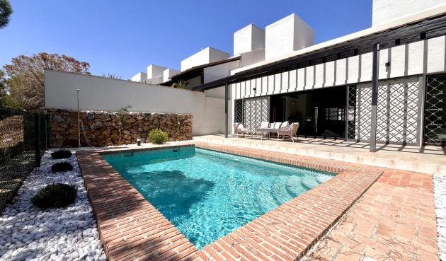 Återförsäljning - Town House -
Sucina - Inland