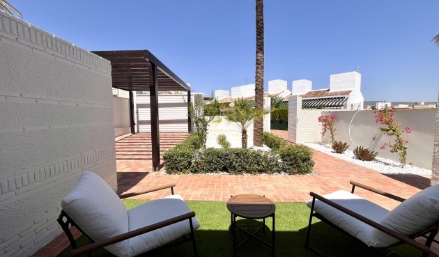 Återförsäljning - Town House -
Sucina - Inland