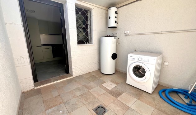 Återförsäljning - Town House -
Sucina - Inland