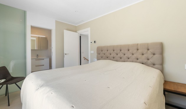 Resale - Villa -
Torre de la Horadada - Costa Blanca