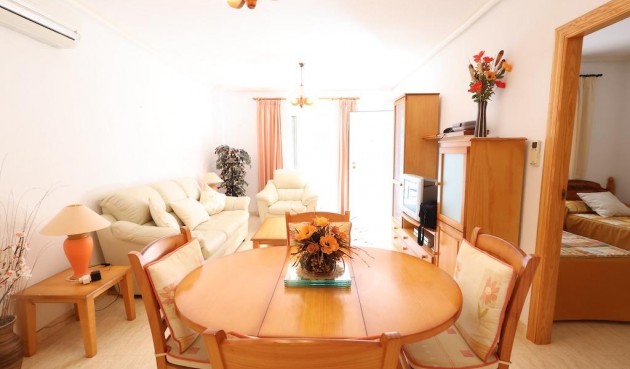 Brukt - Bungalow -
Orihuela Costa - Costa Blanca