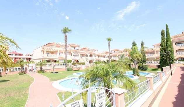 Brukt - Bungalow -
Orihuela Costa - Costa Blanca
