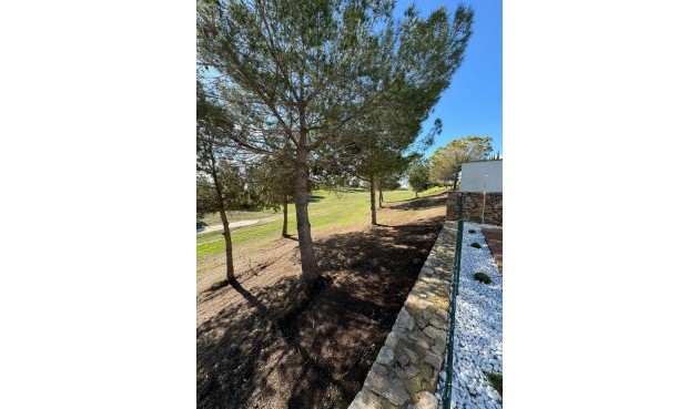 Resale - Villa -
Peraleja Golf - Inland