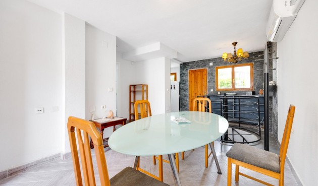 Resale - Bungalow -
Torrevieja - Torre La Mata