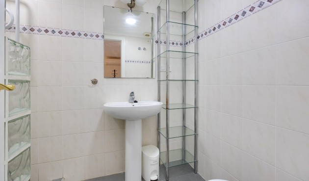 Resale - Bungalow -
Torrevieja - Torre La Mata