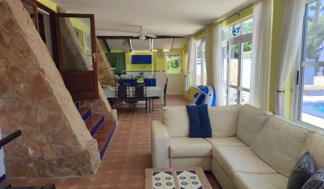 Resale - Villa -
Gea Y Truyols - Inland