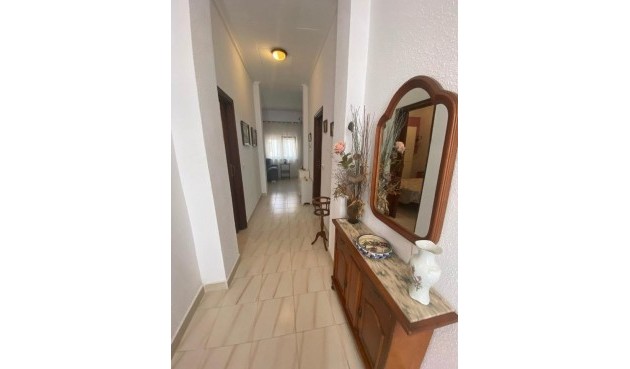 Brukt - Town House -
Torrevieja - Centro