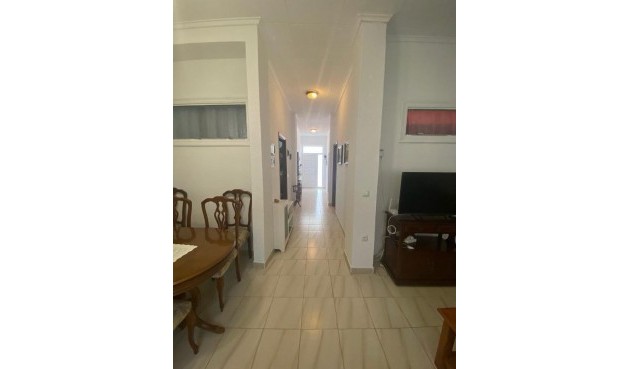 Brukt - Town House -
Torrevieja - Centro