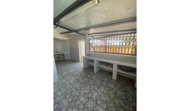 Brukt - Semi Detached -
Torrevieja - Parque Acuático - Sector 25