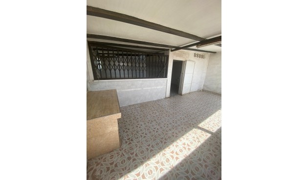 Brukt - Semi Detached -
Torrevieja - Parque Acuático - Sector 25