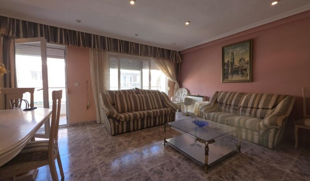 Resale - Apartment -
Torrevieja - Acequion