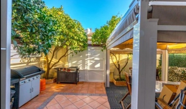 Resale - Semi Detached -
Torrevieja - aguas nuevas