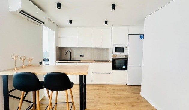 Återförsäljning - Apartment -
Torrevieja - Playa del Cura