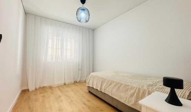 Återförsäljning - Apartment -
Torrevieja - Playa del Cura