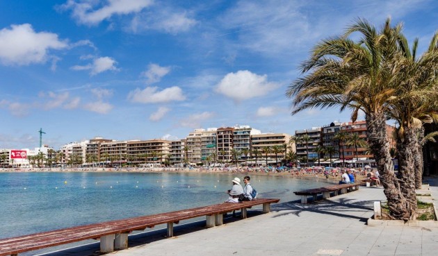 Återförsäljning - Apartment -
Torrevieja - Playa del Cura