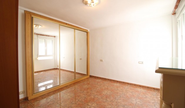 Resale - Apartment -
Torrevieja