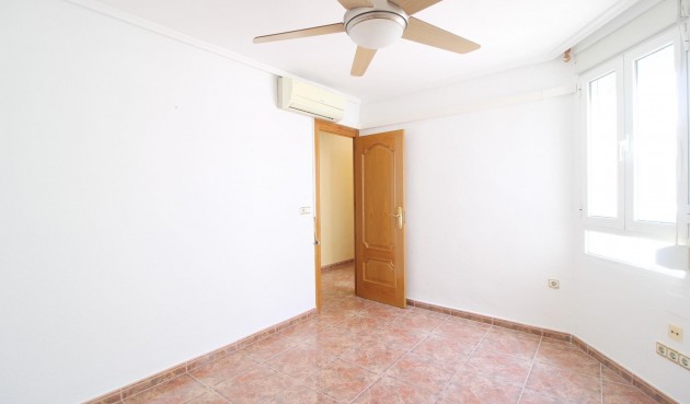 Resale - Apartment -
Torrevieja