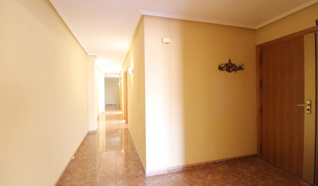 Resale - Apartment -
Torrevieja