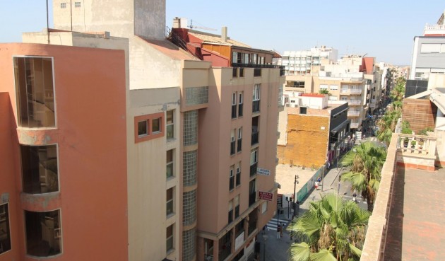 Resale - Apartment -
Torrevieja