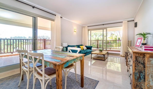 Resale - Villa -
Orihuela - Las Colinas Golf