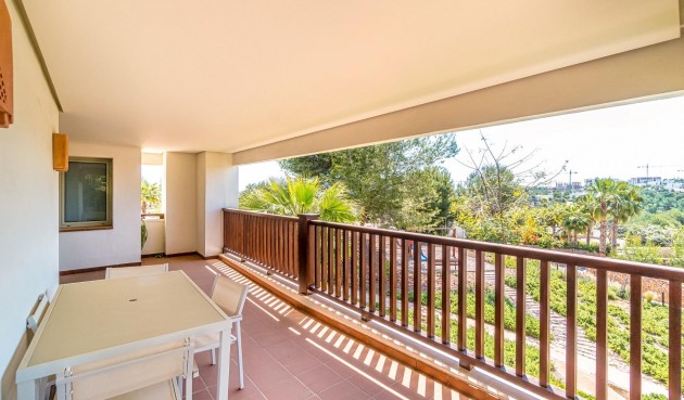 Resale - Villa -
Orihuela - Las Colinas Golf