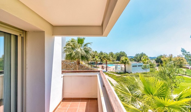 Resale - Villa -
Orihuela - Las Colinas Golf