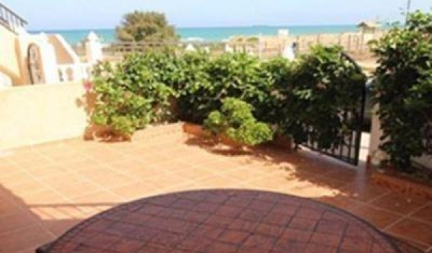 Resale - Bungalow -
Torrevieja - La Mata