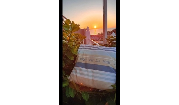 Resale - Bungalow -
Torrevieja - La Mata