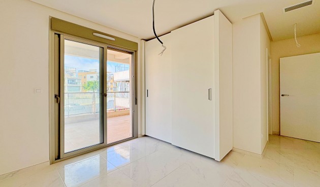 Återförsäljning - Apartment -
Orihuela Costa - Costa Blanca