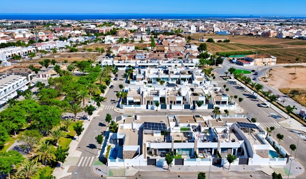 Brukt - Villa -
Pilar de la Horadada - Costa Blanca