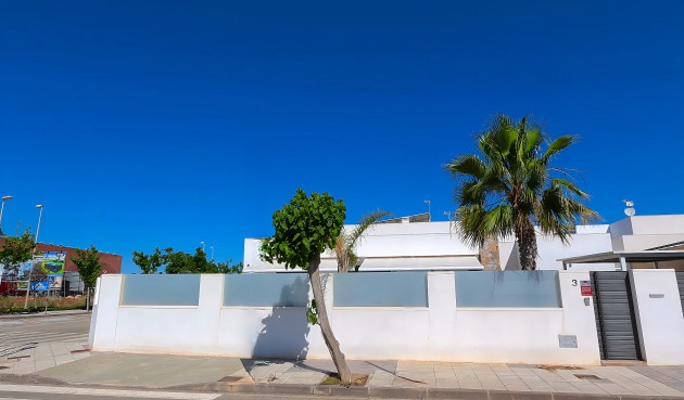 Brukt - Villa -
Pilar de la Horadada - Costa Blanca