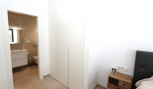 Brukt - Villa -
Pilar de la Horadada - Costa Blanca