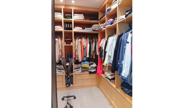 Brukt - Villa -
Algorfa - La Finca Golf