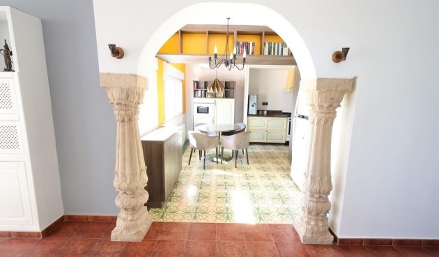 Resale - Villa -
Orihuela Costa - Costa Blanca