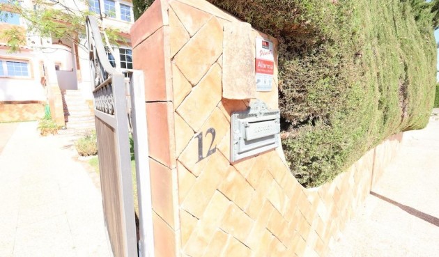 Resale - Villa -
Orihuela Costa - Costa Blanca