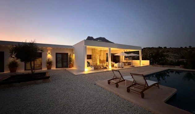 Brukt - Villa -
Finestrat - Costa Blanca